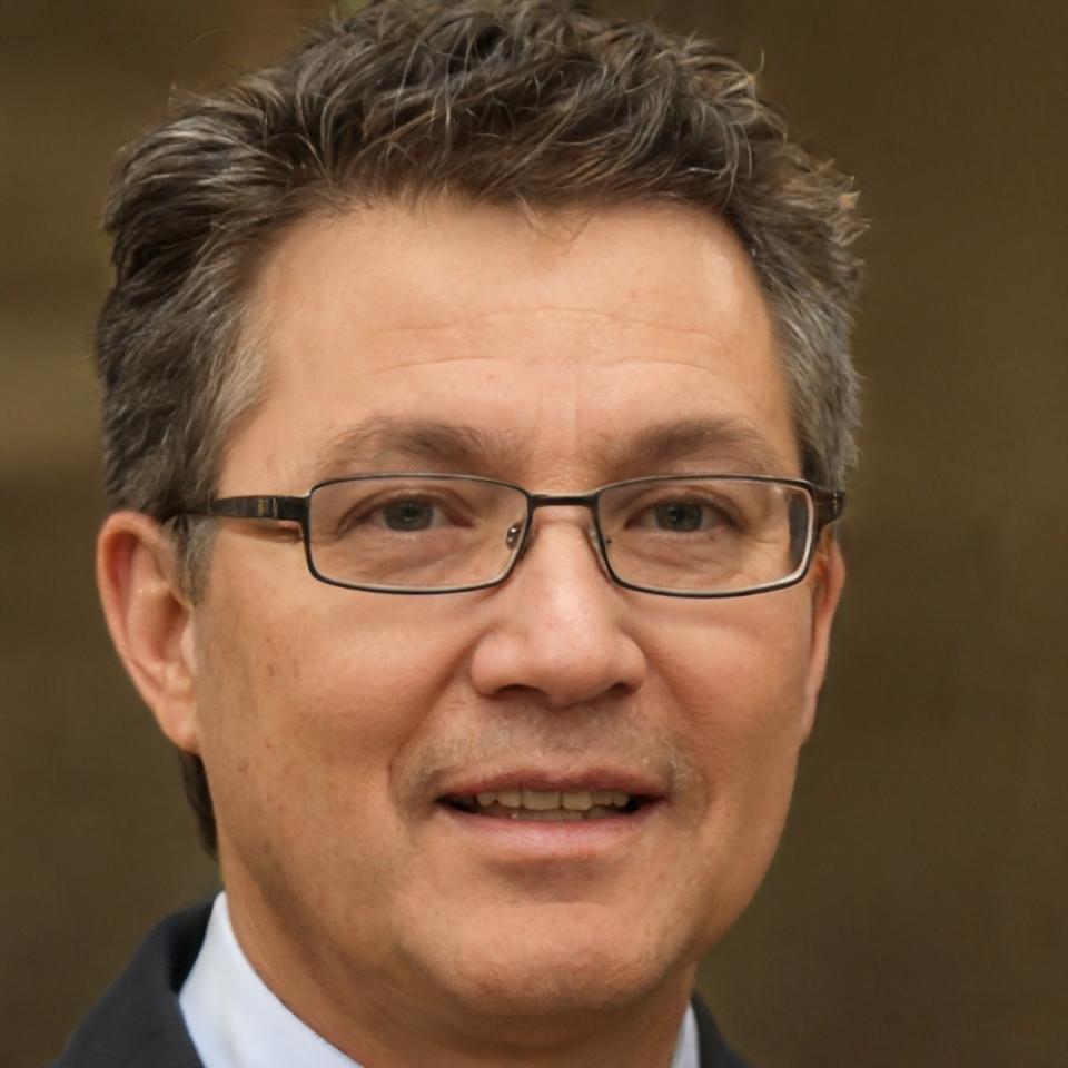 Stefan Hoffmann - Finanzanalyst
